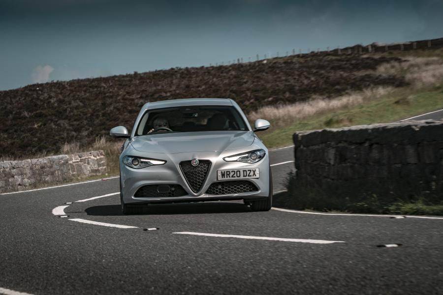  Alfa Romeo Giulia Sprint (952) 2020 года  (UK) (фото 9 из 40)
